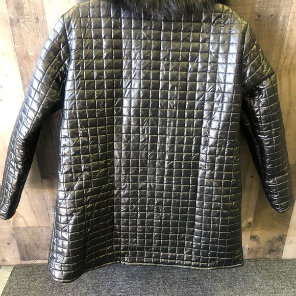 Quilted jacket - Picture 2 of 3
